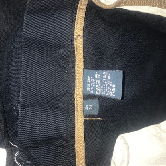 Ralph Lauren Cargo Shorts - Picture 2 of 4